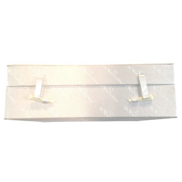 Old World Wedding Ornaments Collection Box Set - Picture 4 of 7